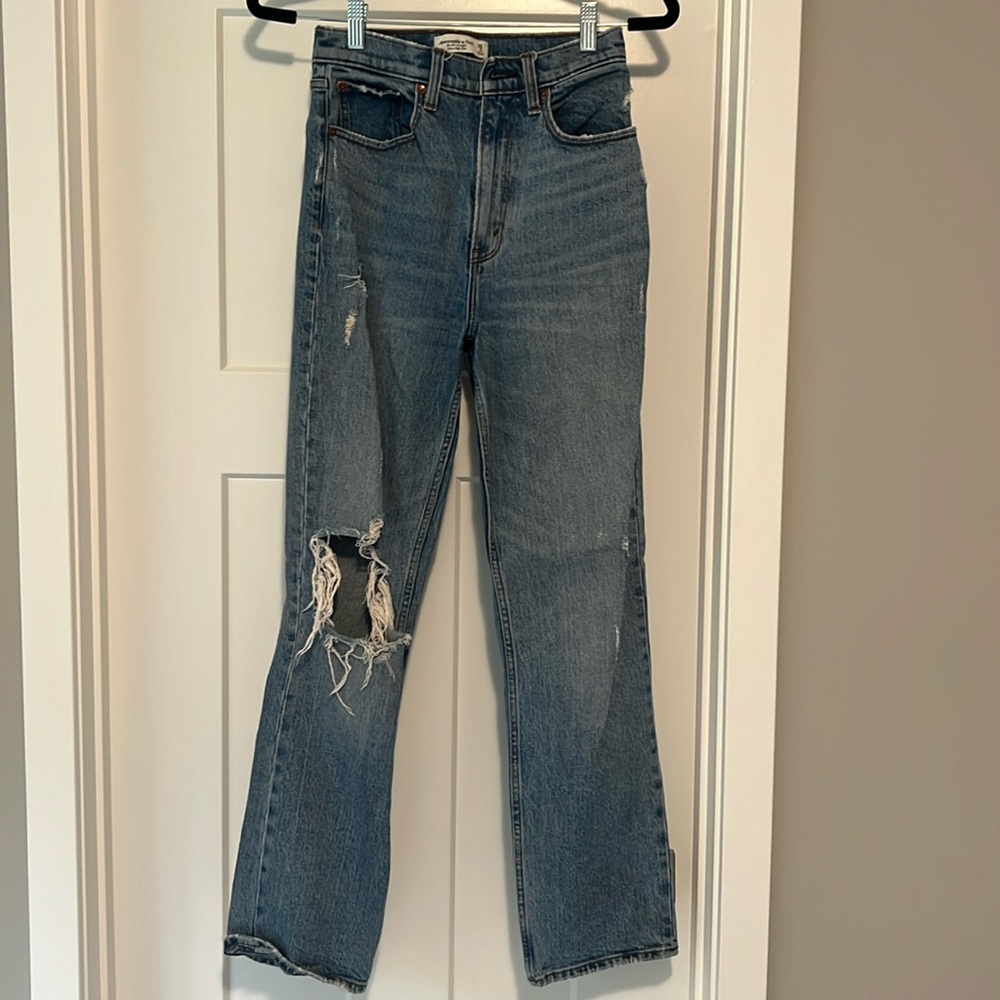 Abercrombie 90’s Straight Ultra High Rise Jeans